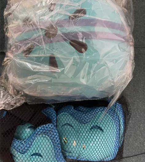 全新儿童护具七件套（轮滑滑板自行车通用）转...