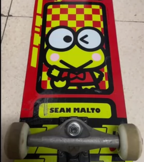 滑板 自己组的板子 配置如下 板面 gir...