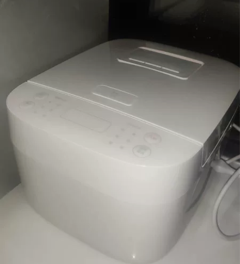 转卖 2个锅 小米米家电饭煲C1家用4-6...