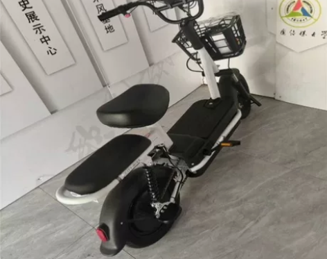 【亏本处理】电动车二手价处理代步车助力车新...