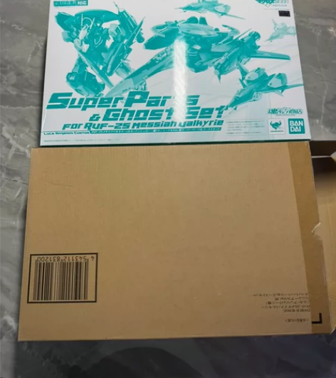 万代DX超合金 超时空要塞 RVF25 2...