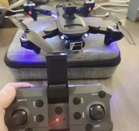 《闲置出售》，原价近2000元航拍无人机大...