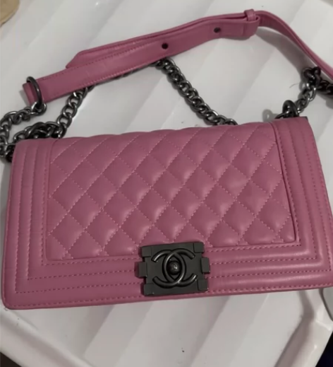 可单肩可斜挎 非正 皮质还不错 售出不退换...