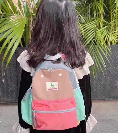 正品 日本SHUKIKU幼儿园书包超轻男女...