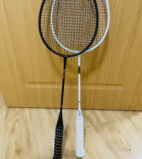 个人闲置出李宁羽毛球拍,超轻羽毛球拍,全部...