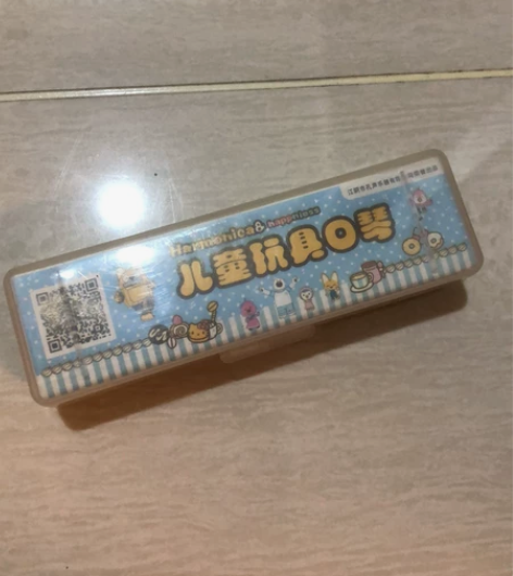 儿童玩具口琴 全新闲置 很小,儿童拿在手里...