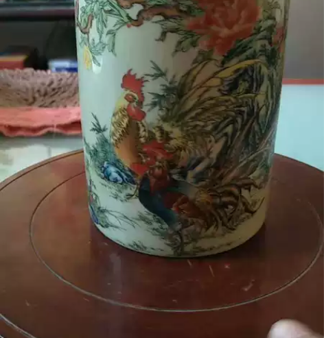 富贵大吉大吉大利笔筒，瓷釉一流，画片寓意非...