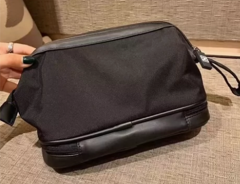 香奶奶中古洗漱包 中古店清货！！！当天 发...