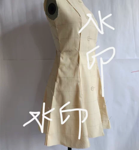 服装立裁 可做白坯布创意立裁，礼服，纸板制...