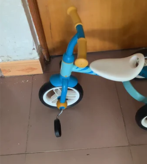 儿童三轮车 儿童平衡车 儿童自行车 儿童脚...