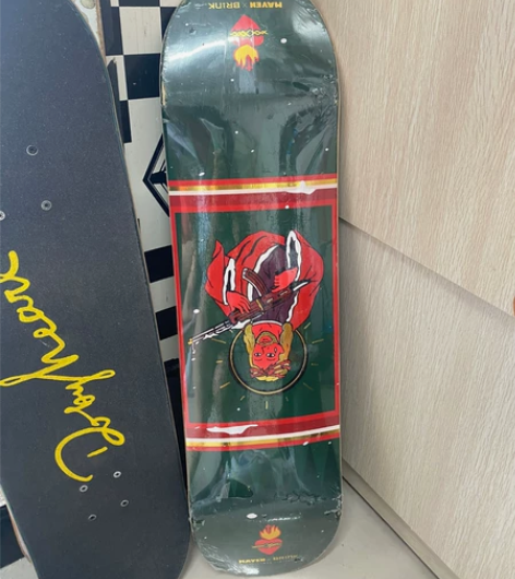 出双翘专业板板面    DBH漫威联名 全...