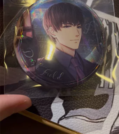 恋与制作人暗场系列徽章许墨款，全新仅拆出欣...