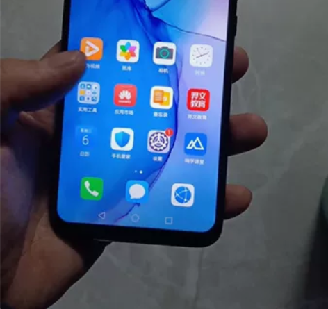 华为畅享9，内存4+128G，功能正常使用...