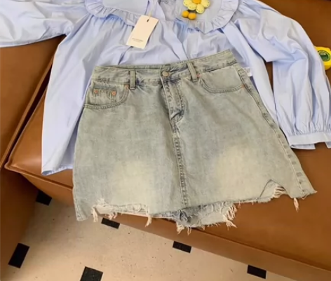 个人闲置，牛仔短裙，半身裙，破旧风，有内衬...