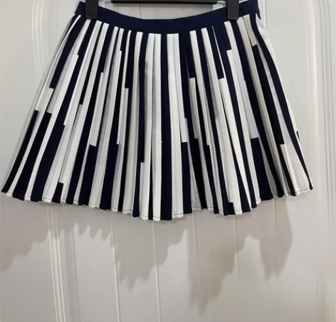均码，蓝白色拼接钢琴键盘半身裙百褶裙学院风...