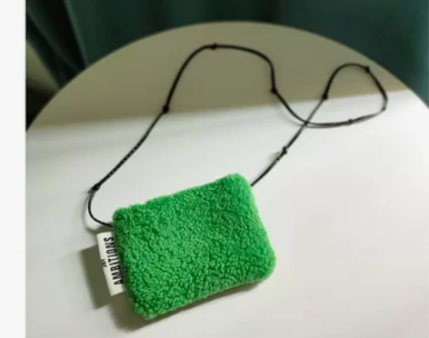 迷你可爱羊毛真皮毛绒包包女斜挎包秋冬新款2...