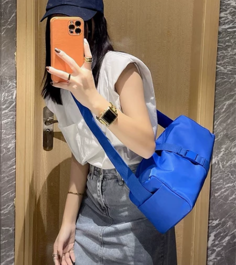 时尚运动健身包防水吐司包大容量休闲牛津布单...