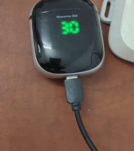 纽曼X6蓝牙耳机，特别限量版的！原价179...