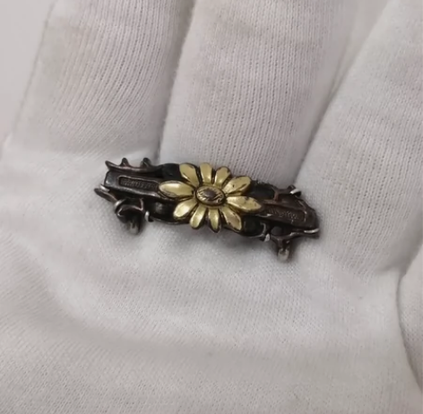 老银配饰，日本回流，包银底，正面紫铜鎏金。...