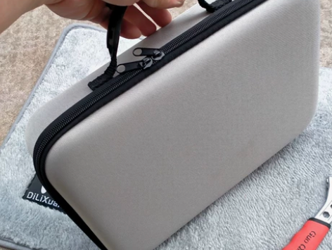 特价处理全新大号硬壳盒数码收纳包数据线小件...