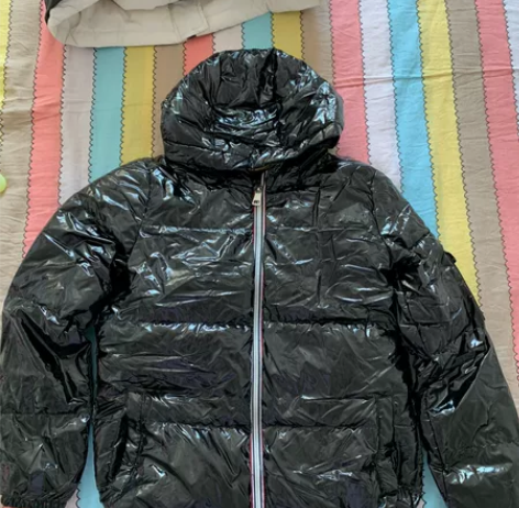 女童中性短款羽绒服，8成新，无瑕疵，160...