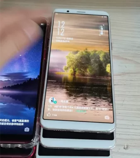 OPPO R11s    9台 二手机，4...