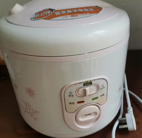苏泊尔多功能电饭煲，5.0L，没用几次，功...