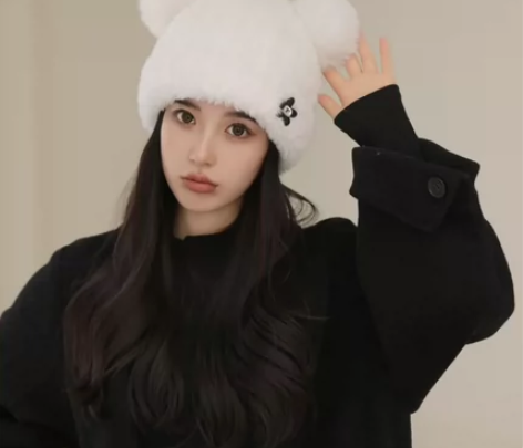 【全新】秋冬加厚可爱小熊毛绒帽子女士保暖百...