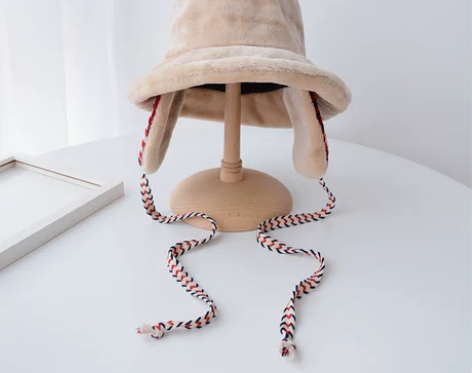 民族风毛绒护耳平顶礼帽盆帽女韩版秋冬天绑带...