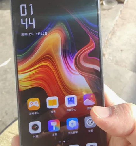 个人一手努比亚play5G手机，非工作室，...