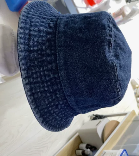 深蓝牛仔渔夫帽 基本全新 感兴趣的话点“我...