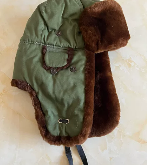 1号雷锋帽棉帽子 八成新左右，冬季户外必备...