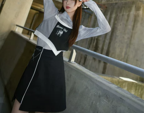 原创森女部落甜辣时尚吊带不规则套装炸街潮人...