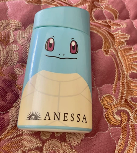 安耐晒限量版 余量一半 闲置 感兴趣的话点...