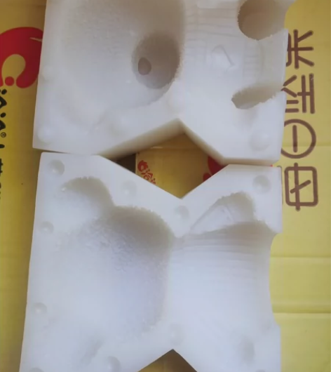 硅胶模具打包50元，不包邮，都是质量很好的...