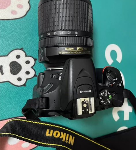 尼康d5600，成都，自提方式出售。 看清...