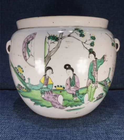 民国人物粥罐、无盖。罐内看到的鸡爪.外面以...