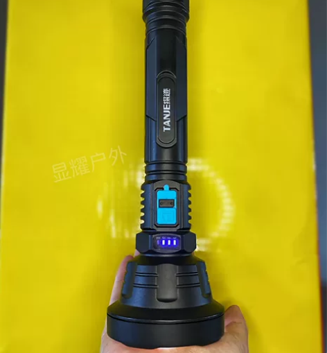 【仅3个处理】LED强光手电筒超亮家用户外...