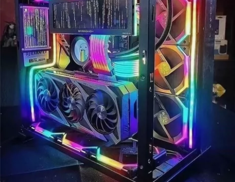 电竞网咖生意太差了关门了,现在低价出售游戏...