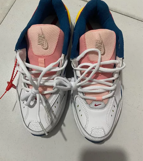 运动鞋，39码，就一双，全新包邮，断码清仓...