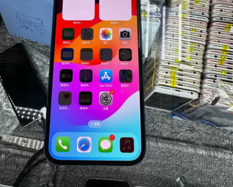 苹果13 全原 国行 128G 边框花 ￥...