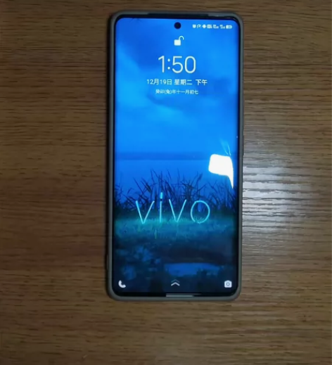 个人自用VIVO s16，五月份刚买，卖了...