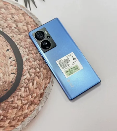 中兴Axon40Pro蓝色8+256G旗舰...