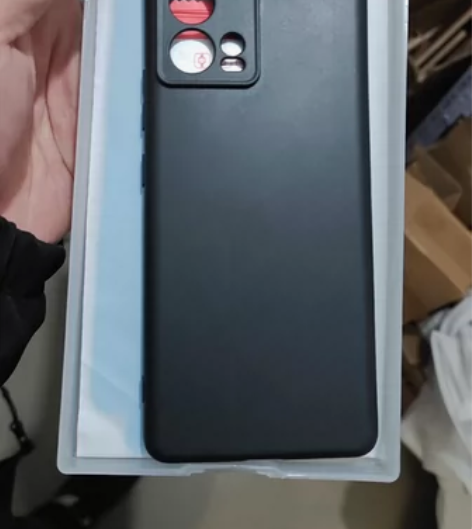 摩托罗拉s30pro手机壳，全新，带个贴膜...