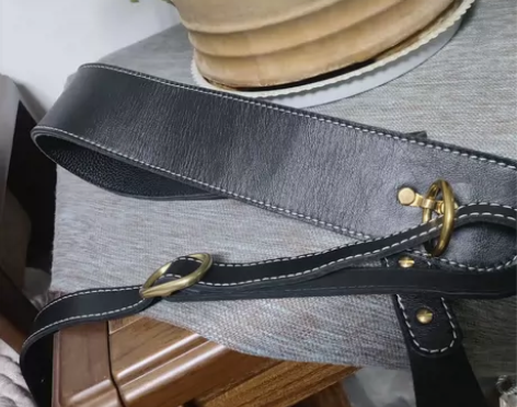 网上定制的吉他背带，不是gibson原版，...