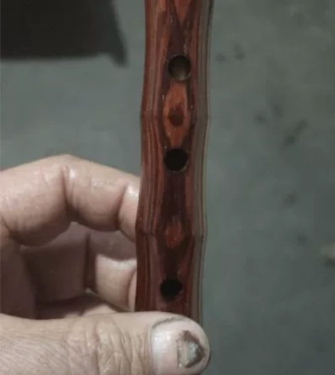 出售一支老红木，鹏音阁专业演奏级降B调唢呐...