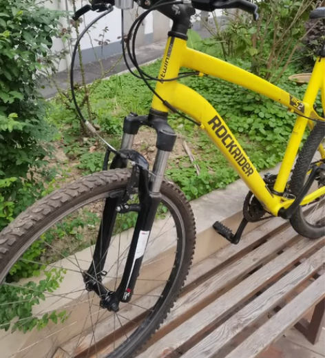 迪卡侬山地自行车铝合金车架21速，车子正常...