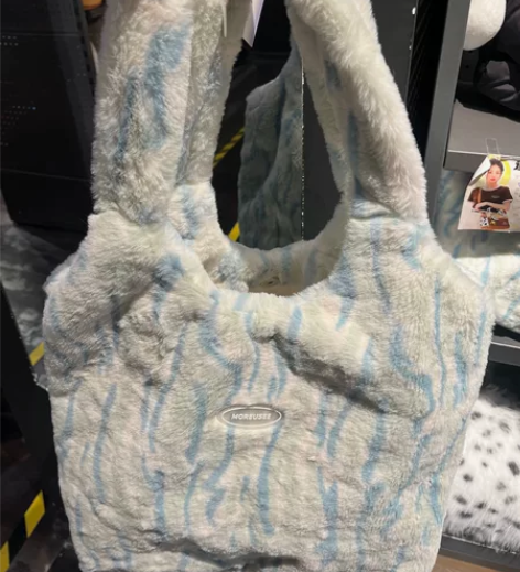 大容量毛绒包，品牌正品，冬季小仙女必备 撤...