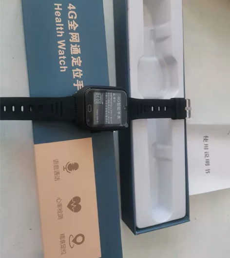 老年人4G智能定位手表 可拨号、微聊、电话...