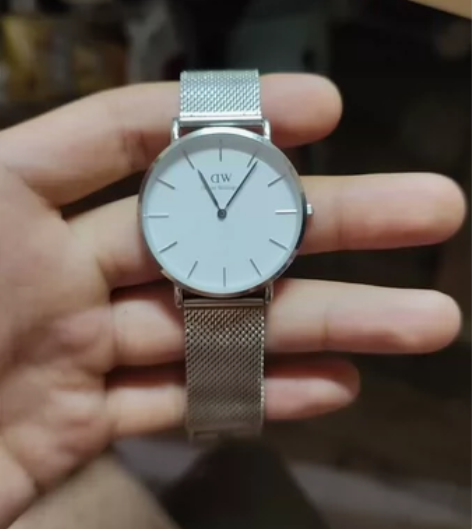DW手表 典藏银 28mm 前妻姐送的 自...